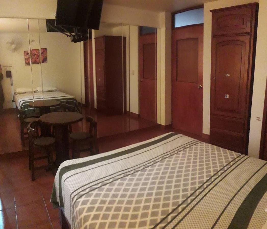 Hostal Suenos Лима Экстерьер фото